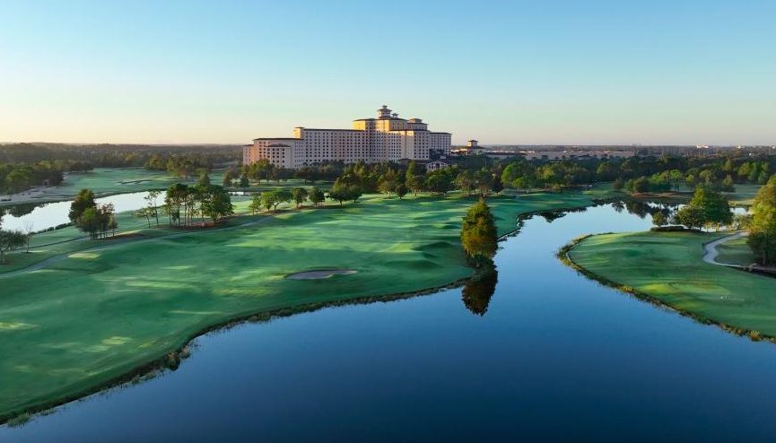 Golf - Hole 1 and Hotel