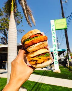 Enjoy vegan dining in Orlando at Plantees, known for its juicy burgers, flavorful fries, and dairy-free shakes. 