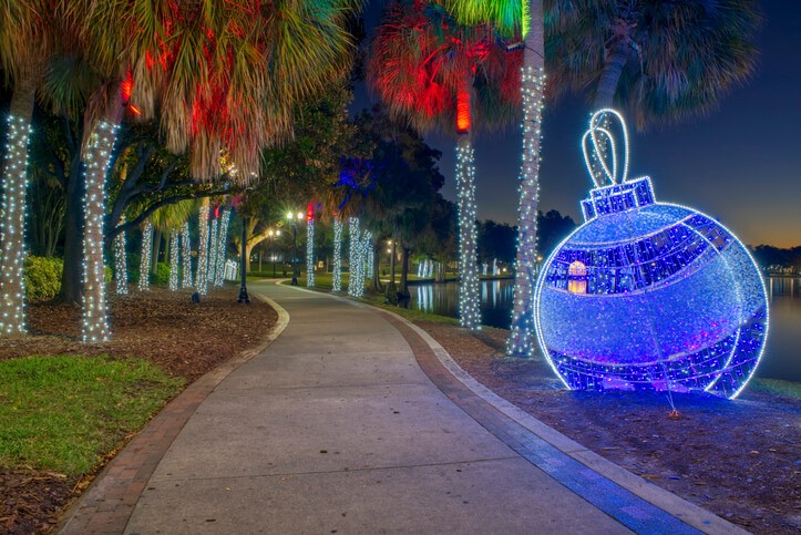 5 Best Places to See Holiday Lights in Orlando